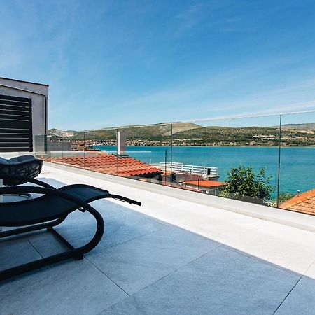 Villa Magna - Seaside Villa With Pool And Sauna Trogir Luaran gambar