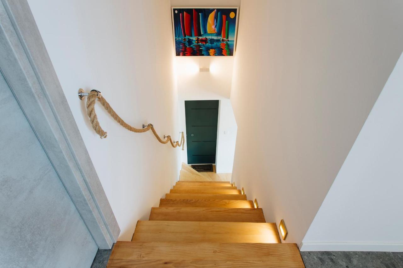 Villa Magna - Seaside Villa With Pool And Sauna Trogir Luaran gambar