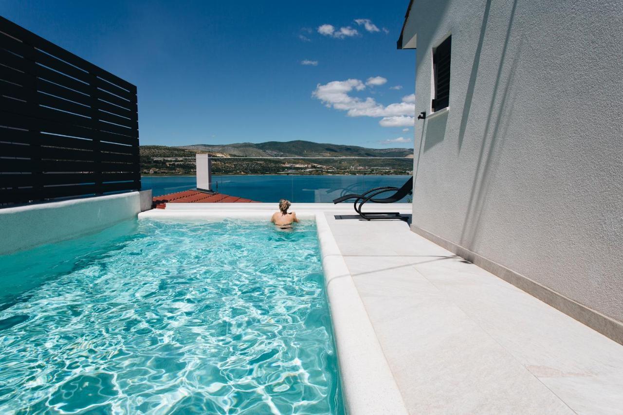 Villa Magna - Seaside Villa With Pool And Sauna Trogir Luaran gambar